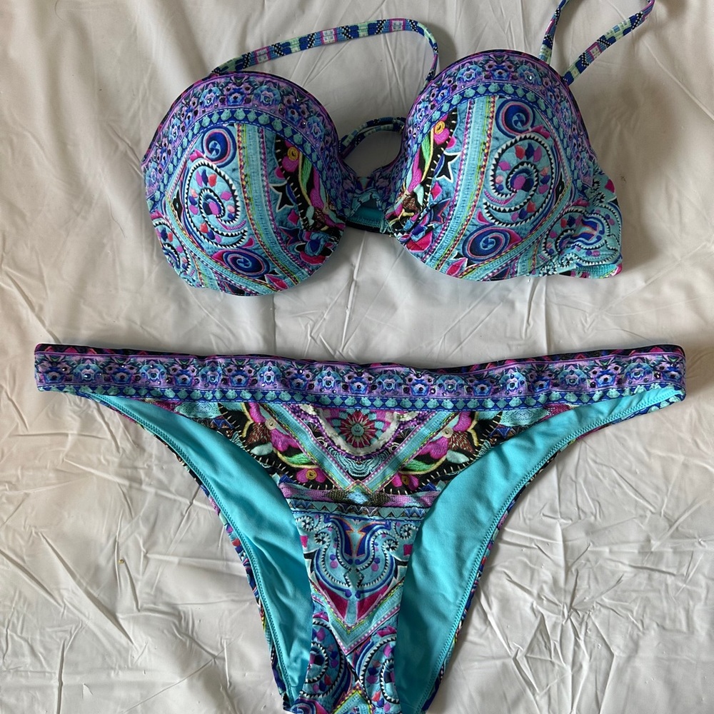 Camilla Push Up Bikini